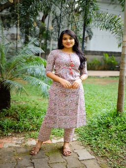 Vastara TheLabel - Beige Floral Tie Up Neck Kurta With Pant