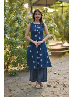 Vastara TheLabel - Navy Blue Printed Round Neck Kurta With Pant