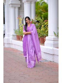 Vastara TheLabel - Purple Self Design Mandarin Neck Kurta Pant With Dupatta