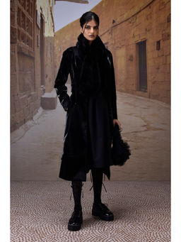 Genes Lecoanet Hemant - Black Shiny Velvet Overcoat