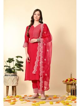 Laado - Hot Pink Thread Work Hand Embroidery Suit (Set of 3)