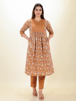 ARAMYA - Soft Cotton Panelled Floral Print Kurta for Women (Set of 2)
