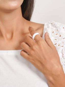 Joker and Witch - Joker & Witch White Truffle Croissant Ring