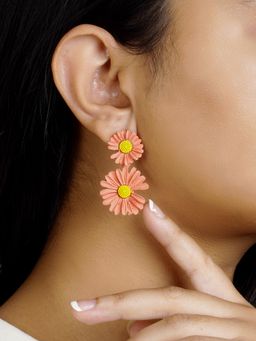 Joker and Witch - Joker & Witch Maci Peach Petal Floral Earrings