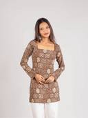 Brown color option