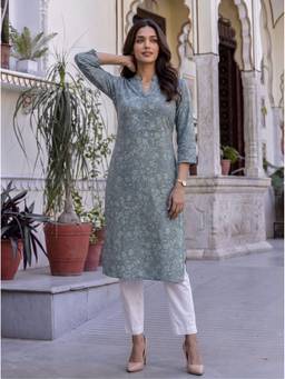 Rangita - Women Grey Poly Viscose Printed Straight Kurta