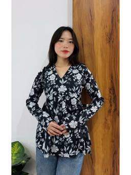 KAPLY - Women Black Floral Printed V-Neck Gathered Short Kurti