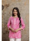 Pink color option, Currently selected