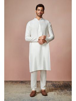 Manyavar - White Blended Viscose Mandarin Collar Kurta Pajama (Set of 2)