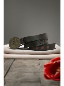ART N VINTAGE - Mesmerizing Black Flower Printed Hand-Tooled Design Belt