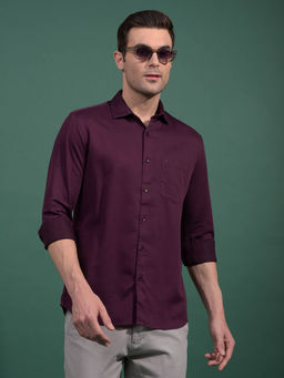 CRIMSOUNE CLUB - Men Wine Solid Shirt