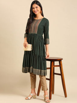 SHOWOFFFF - Women's Green Ethnic Motifs Anarkali Kurta