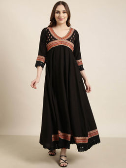 SHOWOFF - Women's Black Embellished Anarkali Kurta