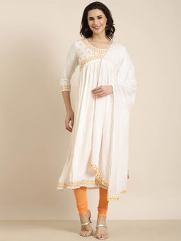 SHOWOFF - Women's Off White Solid Straight Kurta with Dupatta (Set of 2)
