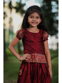 EKANTA - Sangamithrai Maroon Mini (Set of 2)