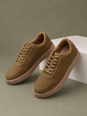 Buy Neeman's Mono Court Sneakers Men Tan UK 6 - Image 1