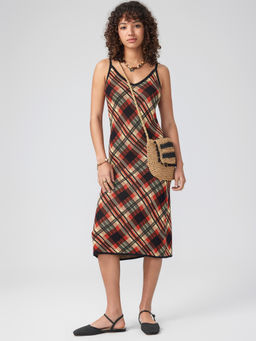 Cider - V-Neck Plaid Knitted Midi Dress
