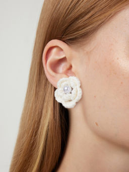Cider - Flower Shaped Faux Pearl Earrings