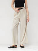 Beige color option, Currently selected