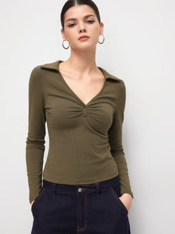 Cider - V-Neck Ruched Long Sleeve Tee