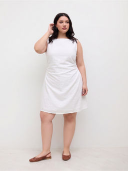 Cider - Linen-Blend Boat Neck Ruched Knotted Backless Mini Dress Curve & Plus