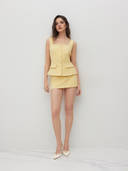 Yellow color option, Currently selected