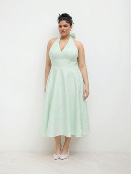 Cider - Jacquard V-Neck Floral Lace Up Maxi Dress Curve & Plus