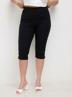 Cider - Cotton-Blend Mid Rise Polka Dot Capri Leggings Curve & Plus