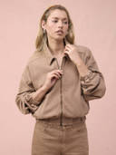 Khaki color option, Currently selected