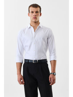 Snitch - Men White Solid Formal Shirt