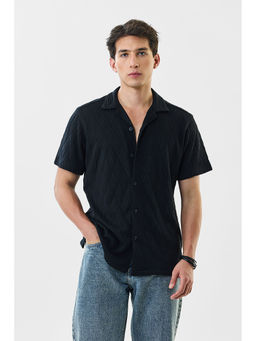 Snitch - Men Black Textured Casual Shirt