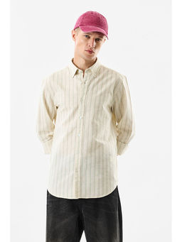 Snitch - Men Green Stripes Casual Shirt