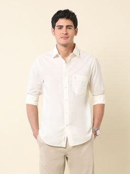 U.S. POLO ASSN. - Men Off White Solid Casual Shirt