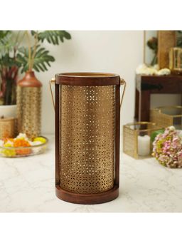 HomeTown - Nelumbra Metal And Wood Lantern 18X36 cm In Gold Colour