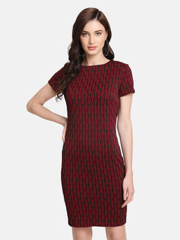 Kazo - Maroon Textured Knitted Bodycon Dress