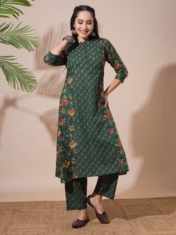 Globus - Women Green Floral Print A-Line Kurta with Pant (Set of 2)