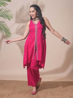 Globus - Women Pink Embroidered Mirror Work Kurta with Pant (Set of 2)