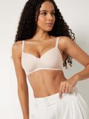 White color option, Sold out, Currently selected
