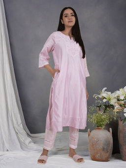 Zuri - Pink Embroidered Chanderi Kurta Paired With Matching Pant