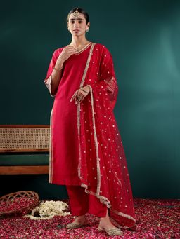 Varanga - Maroon V Neck Lace Solid Kurta with Pant and Dupatta (Set of 3)