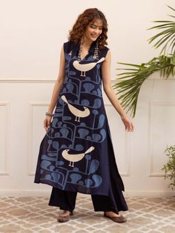 Autumnlane - Women Blue Printed Kurta with Palazzo