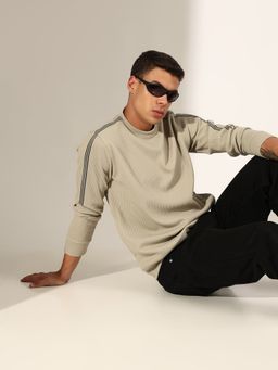 SHOWOFFFF - Grey Solid Regular Sweatshirt