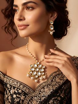 ADIVA - Gold-Plated Floral Kundan Pearl Beaded Jewellery Set