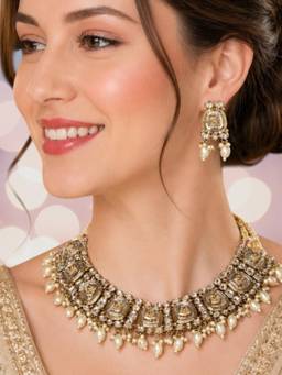 Fabula - Gold Tone Large Kundan Stones Jewellery Set