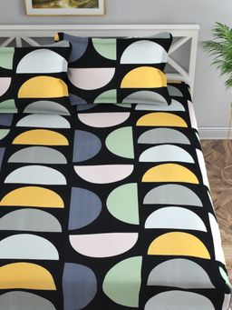 Florida - Geometric Polycotton Fitted Size Bedsheet With Pillow Covers