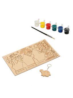 LITTLE GINNIE - DIY Haunted Coloring House