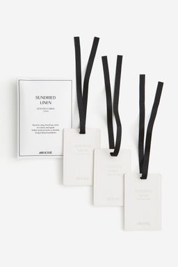 H&M - 3-Pack Scented Cards