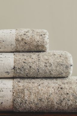 H&M - Grey Cotton Hand Towel With Neps