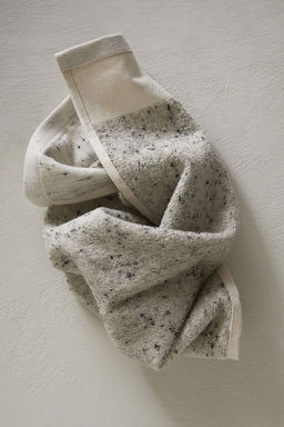 H&M - Grey Cotton Guest Towel With Neps