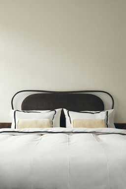 H&M - White Pleated Double/King Duvet Cover Set